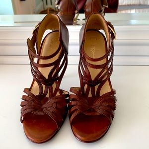 Nike Air bottom. Scrappy, comfy and sexy as hell